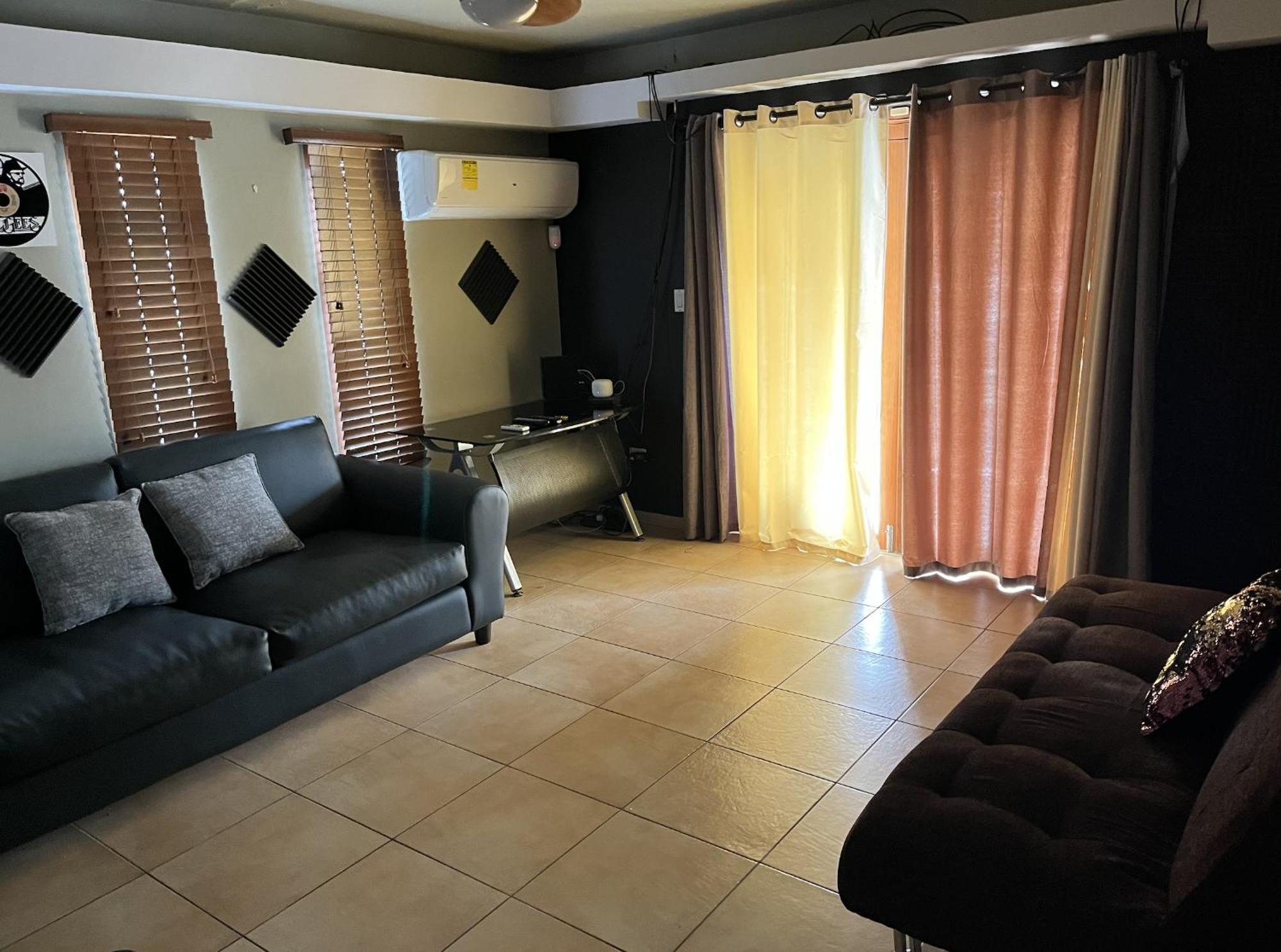 Genesis Apartments Palm Beach Ngoại thất bức ảnh