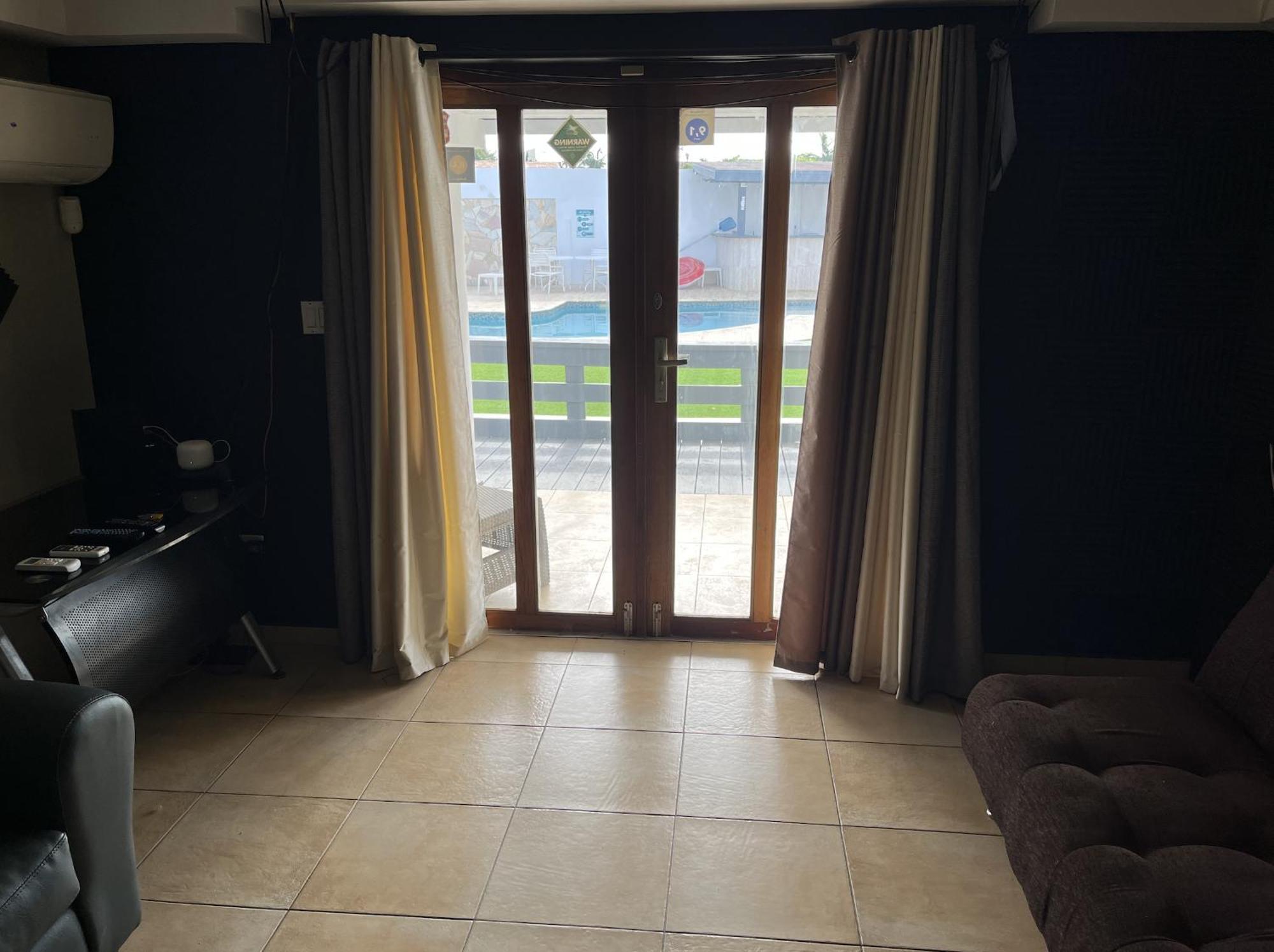 Genesis Apartments Palm Beach Ngoại thất bức ảnh