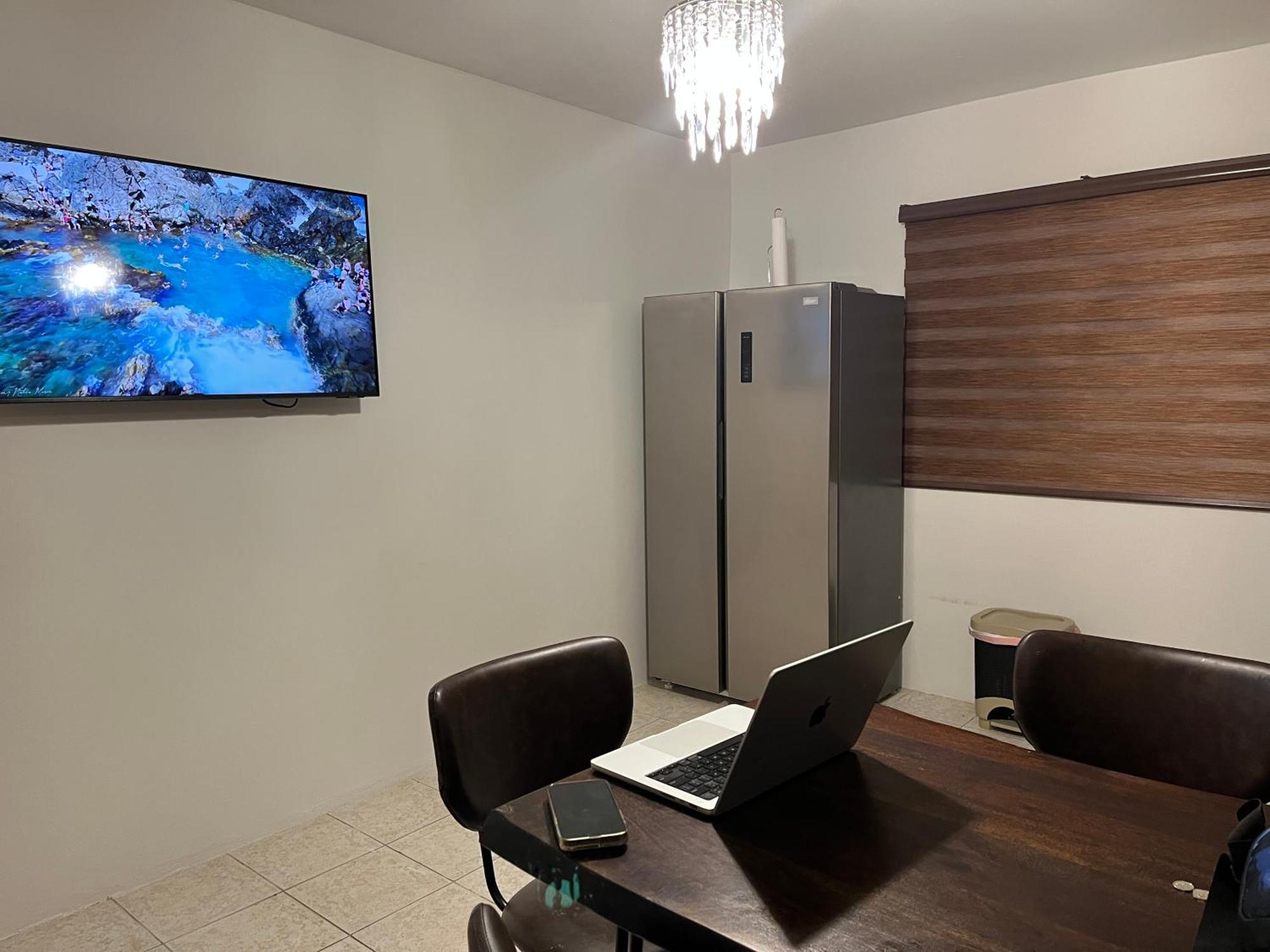 Genesis Apartments Palm Beach Ngoại thất bức ảnh