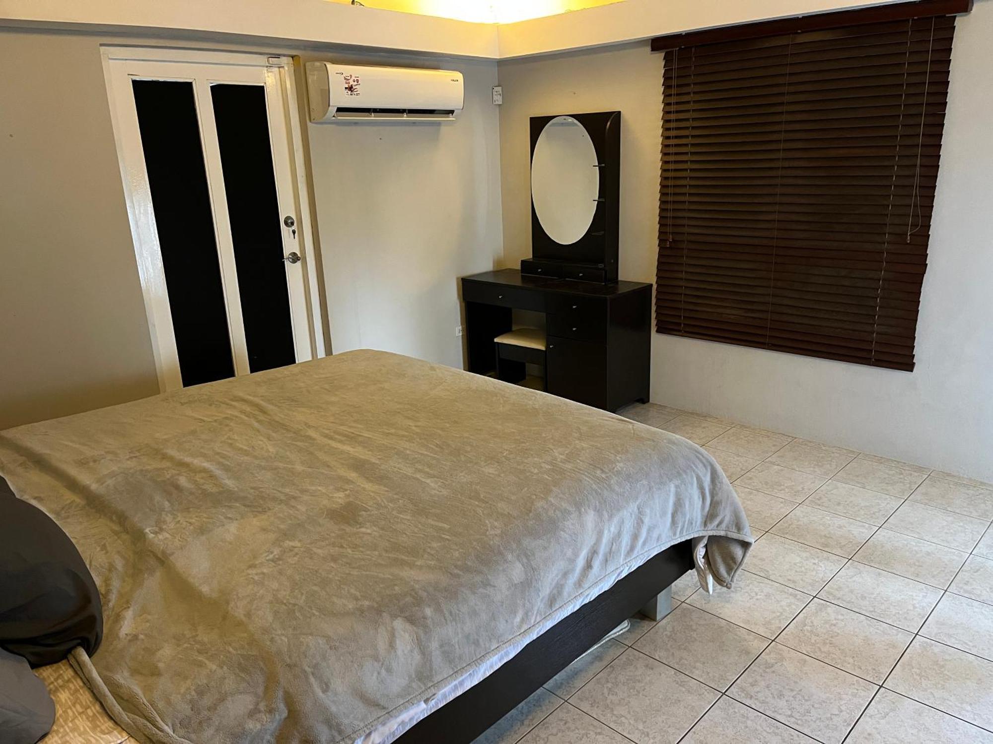 Genesis Apartments Palm Beach Ngoại thất bức ảnh